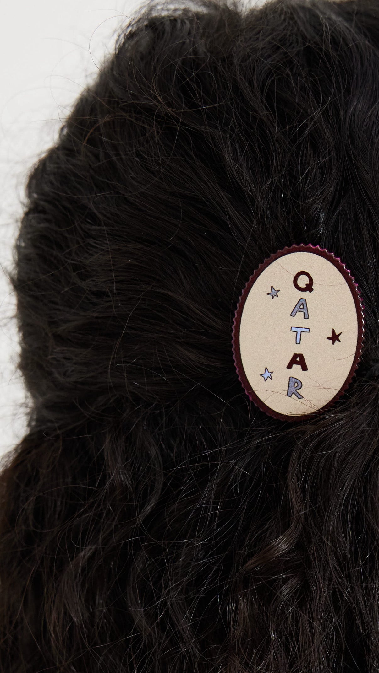 Qatar hairclip
